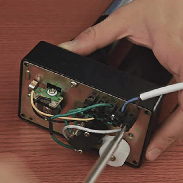 How to set the limit switches in the Super Power Jack actuator?
