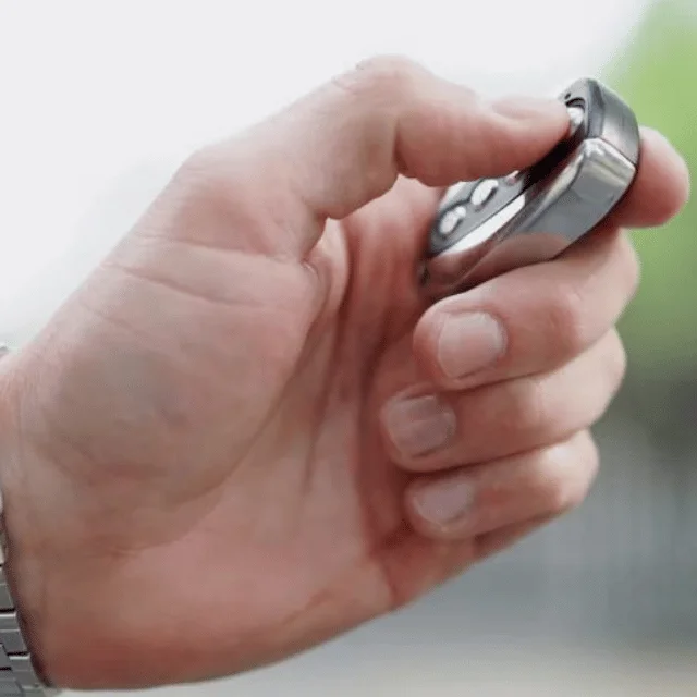 One remote control for two gate motors?