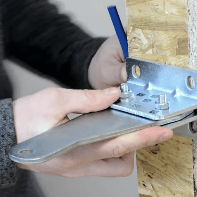 How to install an actuator to a swing gate?